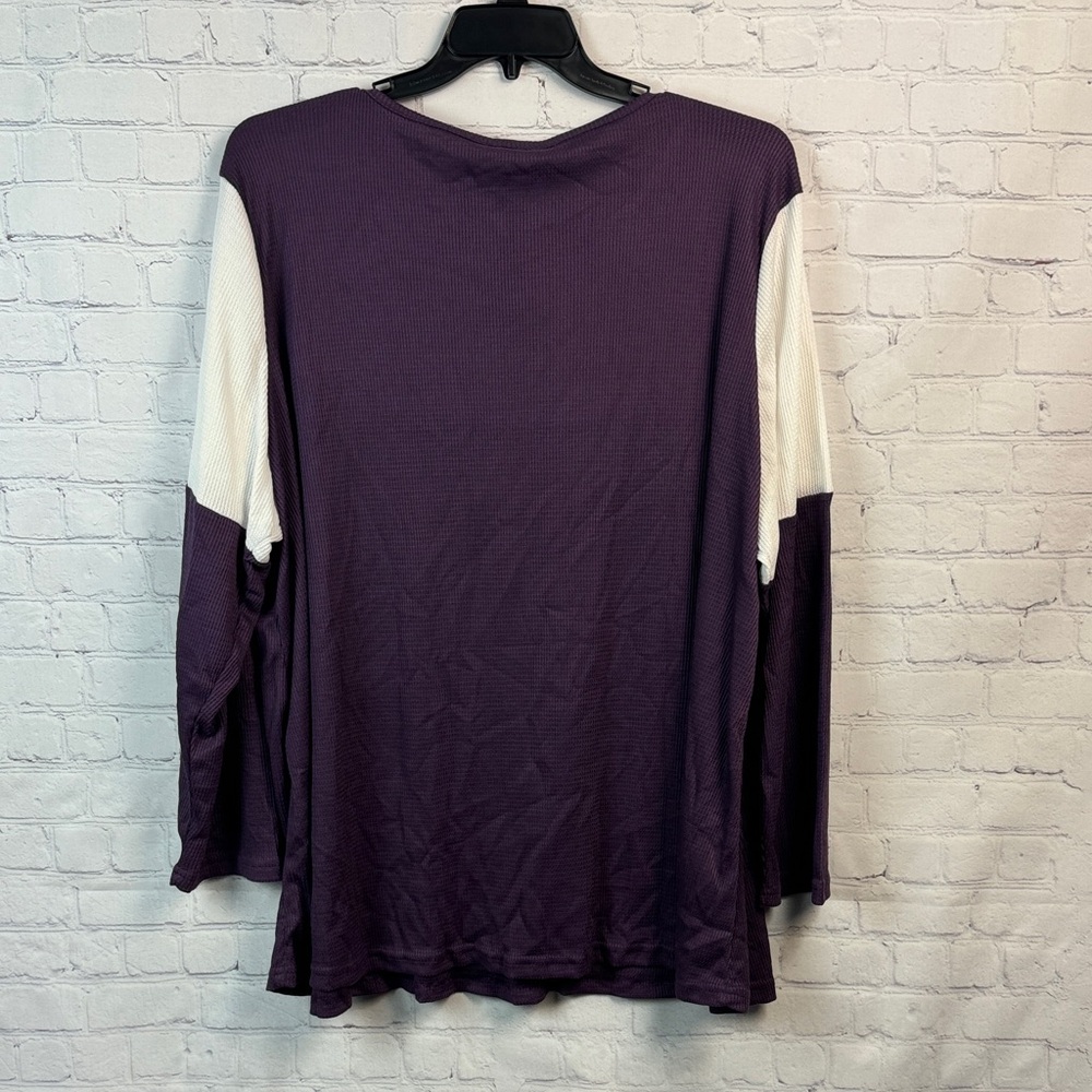 BloomChic Purple and White Long Sleeve Top with Button Accents Plus Size 3X - Picture 7 of 7